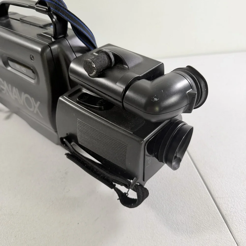 Vintage Magnavox Movie‎ Maker VHS Camcorder CVK300AV02 AS IS FOR PARTS READ